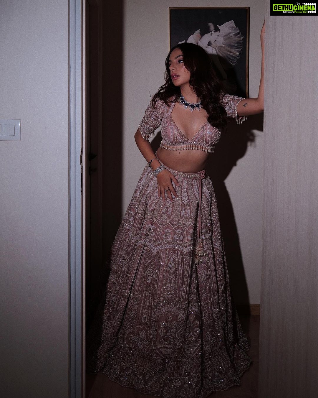 Nitibha Kaul Instagram - #KaulForFestive season opener 💕
