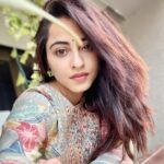 Niyati Fatnani Instagram - Surrender ☘️ Wearing: @nehamtaonline Stylist: @styling.your.soul . . . . #trusttheprocess #goodvibes #dreambig #niyatifatnani