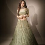 Niyati Fatnani Instagram - You are 🍏 of my eye.... Tera chaleya hai zor, teri hui main...🎵 Makeup & Hair: @makeoverbysejalthakkar @celebsmakeupbysejal Photography : @deepak_das_photography Styling : @purvabansal5 Outfit : @rajkumari_by_richahaware Jewellery : @sejalcreation23 Studio :@backstage_mumbai Managed by : @trending_influencers . . . . #love #hope #miracle #saturday #niyatifatnani