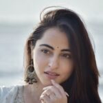 Niyati Fatnani Instagram - उल्फ़त....🤍🤍🤍 Wearing: @nehamtaonline Stylist: @styling.your.soul . . . . #white #is #my #favourite #saturday #niyatifatnani