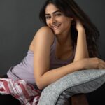 Palak Lalwani Instagram – Going bare face for a Photoshoot makes me nervous. I often find “flaws” that need to be covered.  However, I gave it a go this time. 
@riteshkrishnan made it feel like a breeze, and I gained some confidence 🤍
