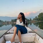 Palak Lalwani Instagram - Reminiscing the beauty of this place🤍☁️ Srinagar, J&K, India