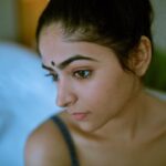 Palak Lalwani Instagram - Embrace💙 . . @lettersbyanandganand 📸
