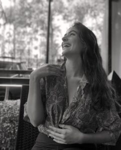 Palak Lalwani Instagram - Bombay rains working its sweet magic 🎀