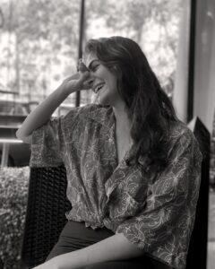 Palak Lalwani Instagram - Bombay rains working its sweet magic 🎀
