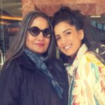 Pallavi Sharda Instagram - Our artisans are the keepers of our stories. And our weavers intricately thread our histories to furnish our present with beauty and our future with legacy. I was fortunate to witness the exquisite celebration of Indian weavers at @melbournemuseum with one of my inspirations @azmishabana18 (who when I happened to meet & perform for aged 6 and mention my dream of becoming an actress… a whole other story!) - a woman who is a keeper of our stories and whose legacy is inimitable - much like the art & craftsmanship we witnessed on this day. @santati_then_now_next is still on at the Melbourne Museum until Sept 3rd. I urge any Melbournian who loves art, history & beauty and any South Asian who wishes to witness a rare exhibition of our history in Australia - go see it! Thank you @rohini.kapur.kappadath for the work you do!