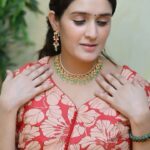 Pankhuri Awasthy Rode Instagram – RUPALI necklace – the epitome of grace and charm, brought to you by House of Aekaya.🌹
.
.
.
.
#houseofaekaya #indianjewellery #jewellerydesign #madeinindia #necklace #jewellerylove #festivewear #festivecollection