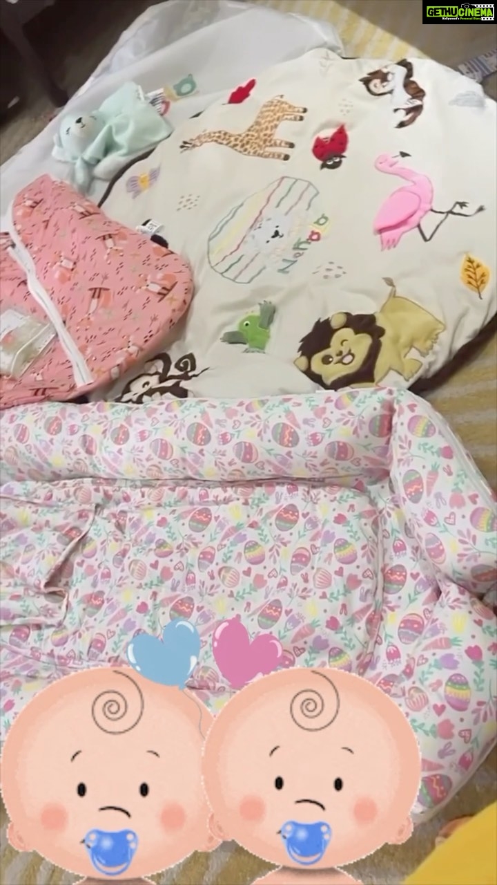 Pankhuri Awasthy Rode Instagram - Thank you @nenolo.official for spoiling our twins with these thoughtful gifts. From sweet dreams in their sleep sack and sleeping nest to endless giggles on the sensory playmat, you’ve made our days brighter. 🌟👶👶 #TwinLife #Gratitude #NenoloLove”