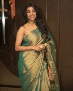 Paoli Dam Instagram - Styled by @poulami.rgupta 
Saree @vilasabengal
Jewellery @runway_hit 
Makeup by @makeupartist_sourav
Hair by @shyamali.das.7583
Photographed by @avipal_official 
.
.
.
.
#saree #portrait #photographs #photoshoot #photogram #instafit #instarepost #carouselpost #instasnaps #potd #instafashion #ethnicwear #sareelover #instagood #paolidam #paolidamofficial