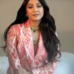 Paoli Dam Instagram - Portraits of @paoli_dam Shoot for @anandalok_abp , @angshu_esque @asif.salam2023 Styling: @stylebysumit Make up and hair : @makeupartist_prasenjit #portraitphotography #fashionphotography #editorial #inspiroindia #kolkataphotographer