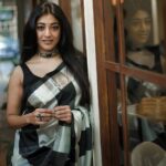Paoli Dam Instagram - 🖤 . . . . #ethnicwear #white&black #sareelover #portraits #photographs #lookoftheday #instasnaps #portraitphotography #instafit ##instagood #instacarousel #paolidam #paolidamofficial