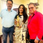 Paoli Dam Instagram – Absolutely thrilled to receive the prestigious BFTA award for Best Actor (Female) in a Negative Role for Byomkesh Hatyamancha. This wouldn’t be possible without the support of my producers @svfsocial @camelliafilmsnow , director @arindamsil da and ofcourse my incredible team. 
Wish i could be there to receive it in person but unfortunately was down with the stupid viral. Nevertheless, extremely honoured to finally hold it today. Thank you all.
.
.
.
.
.
#bfta #bftaawards2023 #femaleactorin #negativerole #byomkeshhatyamancha #thankyouall #teamwork #awardwinning #gratefull #extreamhonoured #thankstomyteam #thanksforyoursupport #keepsupportingme #keeplovingme #instaawardstory #instagram #instagood #instalove #instafit #paolidam #paolidamofficial