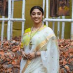 Paoli Dam Instagram - 💛🤍 Styling by @poulami.rgupta Jewellery by @dazzlingdanglersbyruchi Blouse by @sayantighoshdesignerstudio Makeup by @makeupartist_sourav Hair by @shyamali.das.7583 . Photographed by @avipal_official . . . #yellow #white #sareelove #instagram #carouselpost #instafit #postoftheday #potd #pujolook #outfitoftheday #lookoftheday #instarepost #paolidam #paolidamofficial