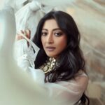 Paoli Dam Instagram - Portraits of @paoli_dam Shoot for @anandalok_abp , @angshu_esque @asif.salam2023 Styling: @stylebysumit Make up and hair : @makeupartist_prasenjit #portraitphotography #fashionphotography #editorial #inspiroindia #kolkataphotographer