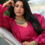 Paoli Dam Instagram - Portraits of @paoli_dam Shoot for @anandalok_abp , @angshu_esque @asif.salam2023 Styling: @stylebysumit Make up and hair : @makeupartist_prasenjit #portraitphotography #fashionphotography #editorial #inspiroindia #kolkataphotographer
