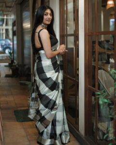 Paoli Dam Instagram - Styled by @poulami.rgupta
Saree @vilasabengal
Jewellery @doribymeghnamaniar
Makeup @makeupartist_sourav
Hair @shyamali.das.7583
Photographed by @avipal_official 
.
.
.
.
.
#ethnicwear #white&black #sareelover #portraits #photographs #portraitphotography #instafit ##instagood #instacarousel #paolidam #paolidamofficial