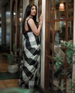 Paoli Dam Instagram - Styled by @poulami.rgupta
Saree @vilasabengal
Jewellery @doribymeghnamaniar
Makeup @makeupartist_sourav
Hair @shyamali.das.7583
Photographed by @avipal_official 
.
.
.
.
.
#ethnicwear #white&black #sareelover #portraits #photographs #portraitphotography #instafit ##instagood #instacarousel #paolidam #paolidamofficial