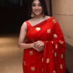 Paoli Dam Instagram - Make up & Hair by @aniruddhachakladar Styling by @poulami.rgupta Jewellery @runway_hit Photographed by @avipal_official . . . . . #red #redlover #redsaree #portraits #photographs #photogram #portraitphotography #instagram #instapost #instacarousel #instaphoto #instagood #ootd #paolidam #paolidamofficial