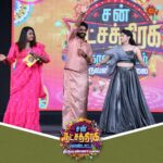 Papri Ghosh Instagram - The entertaining couple 😍 Stills from Sun Natchathira Kondattam - Tiruvannamalai. #SunTV #SNKTiruvannamalai #SunNatchathiraKondattam #PandavarIllam #SunDigital