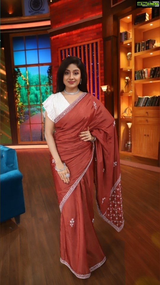 Paridhi Sharma Instagram - "When Life gives you Resistors, Build a Brighter Future!"💡 . . "Circuit by Day, Engineer by Night.⚙️💡 . . Let's Celebrate Engineers Day and Tag all the Engineers and Aspirants who Light up our Lives 💡 . . Watch the Electrical Engineering Episode only on DD National at 8.00 pm on Sunday 17th September . . #electricalengineering #electronics #powersystems #circuitdesign #renewableenergy #controlsystems #robotics #automation #engineeringlife #electrical design #electricalefficiency #electricalprojects #engineeringstudent #electricity #innovation #tech #engineeringtraining #siikhoindiashow #siikho SJ Studios
