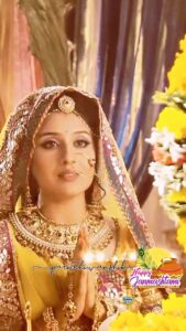 Paridhi Sharma Instagram - जय श्री कृष्ण❤️🙏
#happyjanmashtmi #jodha #prayers #fanpage