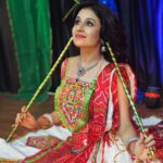 Paridhi Sharma Instagram – Happy Navratri🌸
#Garba #ghagracholi #indianfestival #celebration #happiness #dance 

Styledby – @stylebyriyajn
Outfit- @navrangtraditionalwear