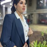 Paridhi Sharma Instagram - My best successes came on the heels of failures.. #instappics #corporate #swag #posing Make up @makeup_artist_dimple_tendulkar