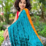 Paridhi Sharma Instagram - मैं लाख कह दूँ कि आकाश हूँ ज़मीं हूँ मैं मगर उसे तो ख़बर है कि कुछ नहीं हूँ मैं.. राहत इंदौरी #life #thoughts #poems #truth