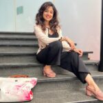 Paridhi Sharma Instagram - Stay relaxed and keep an open mind. #staycalm #lifelesson #style #pose #instapic #chill #relax #happysunday