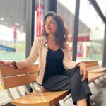 Paridhi Sharma Instagram - Stay relaxed and keep an open mind. #staycalm #lifelesson #style #pose #instapic #chill #relax #happysunday
