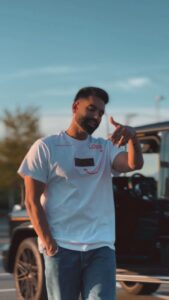 Parmish Verma Instagram - Rehandi Thalle Kalli WAGON Sawari Check Kar ! #CheckitOut ♾🛞