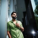 Parmish Verma Instagram - Climb the mountain so you can see the world, not so the world can see you.