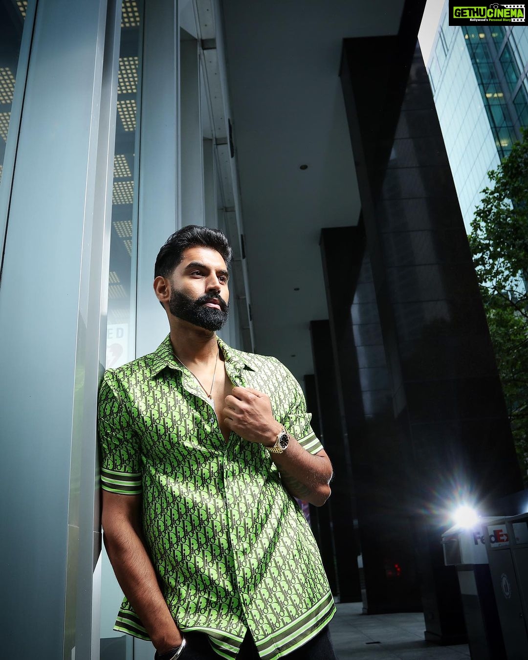 Parmish Verma Instagram - Climb the mountain so you can see the world, not so the world can see you.