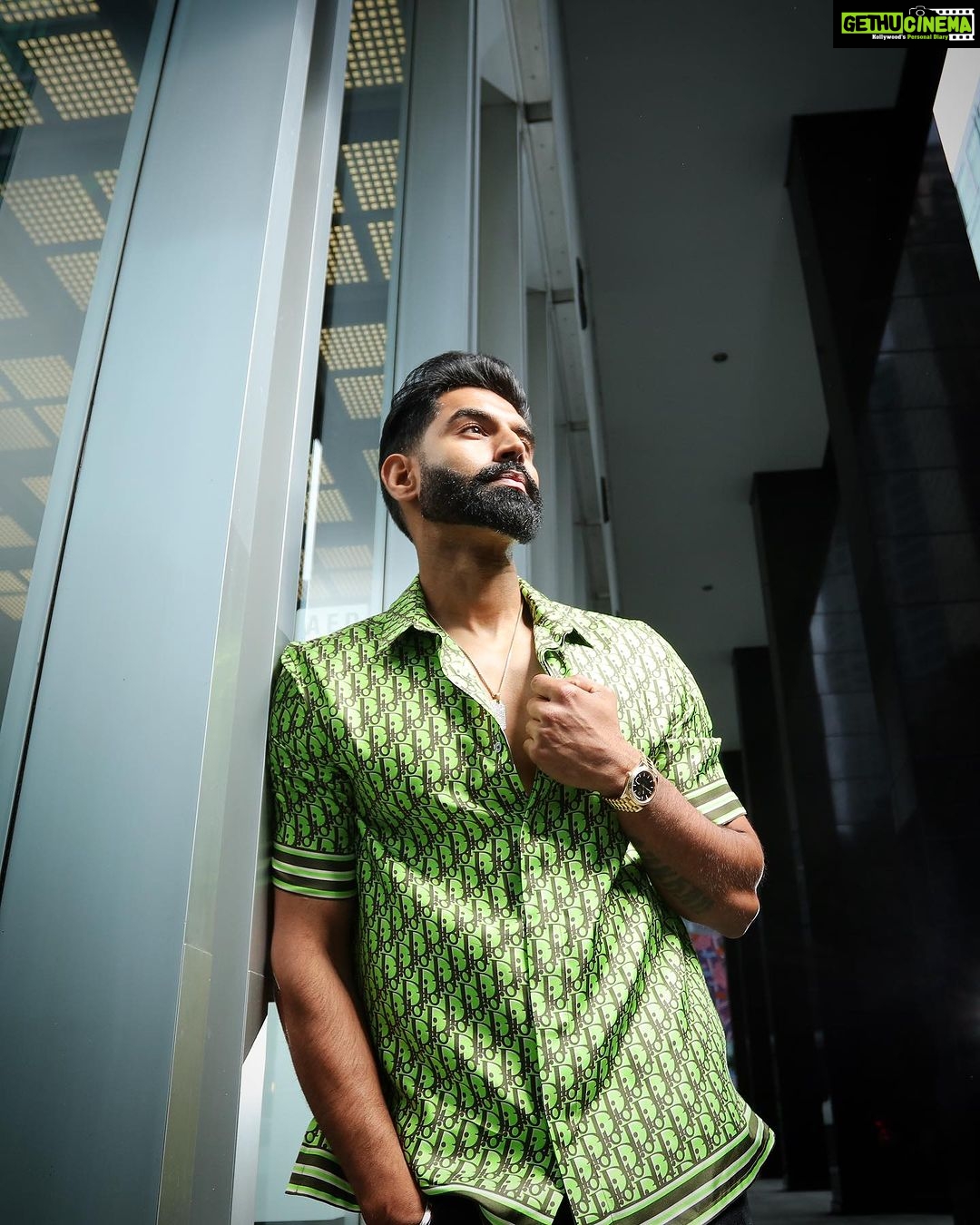 Parmish Verma Instagram - Climb the mountain so you can see the world, not so the world can see you.