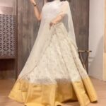 Parul Chauhan Instagram - The festival of 9 Nights of dandiya and garba coming in another 15 days …. Super Excited … Jai Maa Durga ❤️❤️❤️🤗❤️❤️🤗❤️🤗❤️🤗 Dress @rubina_javed_shaikh Thank u Ruby ji ❤️❤️❤️ 📸 @maneeshaojha