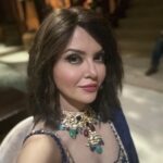 Parull Chaudhry Instagram - Suggest a caption please #parullchaudhry #actor #influencer #contentcreator #parullians #explore #bhagyalakshmi #jofithaiwohhithai #traveller #vlogger #chaudhryonthego #fashion #fitness #beauty #lifestyle #fashionblogger #beautyblogger #yogini #fitnessmotivation #travel #saasbahuaurbetiyaan #parullkipaltan Mumbai - मुंबई