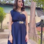 Parull Chaudhry Instagram – Waise karishma ke toh garden main hee honge… 

Do gaz zameen ke neeche 😂

#reelsinstagram #funnyvideos #reels Mumbai – मुंबई