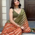 Parull Chaudhry Instagram – Ishq wala love
With 7 yards of beautiful saree
Outfit & styling @tripzarora
Hair @dethejaya
Jewellery @shaikhaasifa626
#parullchaudhry #actor #influencer #contentcreator #parullians #explore #bhagyalakshmi #jofithaiwohhithai #traveller #vlogger #chaudhryonthego #fashion #fitness #beauty #lifestyle #fashionblogger #beautyblogger #yogini #fitnessmotivation #travel #saasbahuaurbetiyaan #parullkipaltan Mumbai – मुंबई