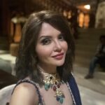Parull Chaudhry Instagram - Suggest a caption please #parullchaudhry #actor #influencer #contentcreator #parullians #explore #bhagyalakshmi #jofithaiwohhithai #traveller #vlogger #chaudhryonthego #fashion #fitness #beauty #lifestyle #fashionblogger #beautyblogger #yogini #fitnessmotivation #travel #saasbahuaurbetiyaan #parullkipaltan Mumbai - मुंबई