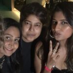 Parull Chaudhry Instagram - #aboutlastnight @amithtyagi 🤗 wish you a fabulous year ahead.. you rocked last night. @kapoormohit888 the surprise was awesome indeed. SilkRoute