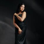 Pavithra Lakshmi Instagram - Black is a colour of pure chic and elegance 🫰🫶 Photography @arungnanavel Wearing @sameenasofficial Makeup @kabooki_mua Hair @priyas_hairaffair