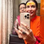 Pavitra Punia Instagram - बड़े हनुमान जी , Prayagraj 🛕ॐ माँ के साथ #pavitraapuniya #shaktimaa #jaishriram #sangamallahabad #trivenisangam #trivenighat #prayagraj 🚩 #ram