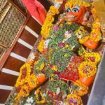 Pavitra Punia Instagram - बड़े हनुमान जी , Prayagraj 🛕ॐ माँ के साथ #pavitraapuniya #shaktimaa #jaishriram #sangamallahabad #trivenisangam #trivenighat #prayagraj 🚩 #ram