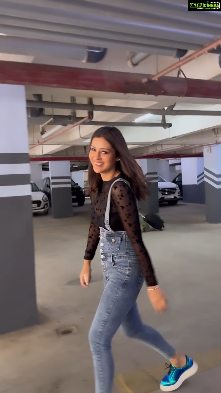 Payal Rajput Instagram - Can’t get enough of this addictive tune 🎶 🫶🏼
