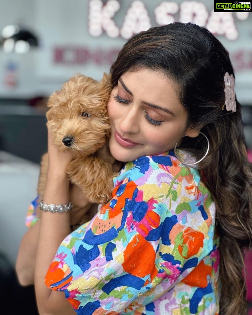 Payal Rajput Instagram - "Double the Fluff, Double the Fun 🐶” Thanks @preetchatha00 for bringing this bundle of joy 🤩 xx