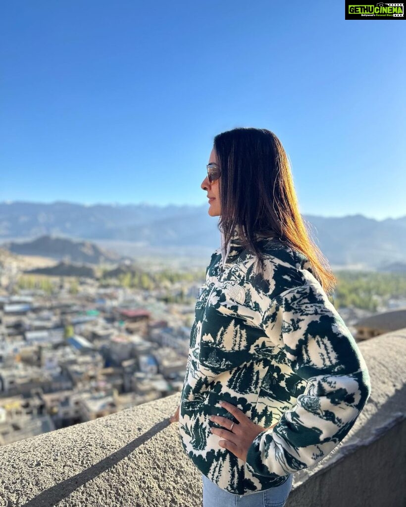 Payal Rajput Instagram - I learn something every time I go into the mountains 🏔️ Leh Ladakh - The Land of High Passes