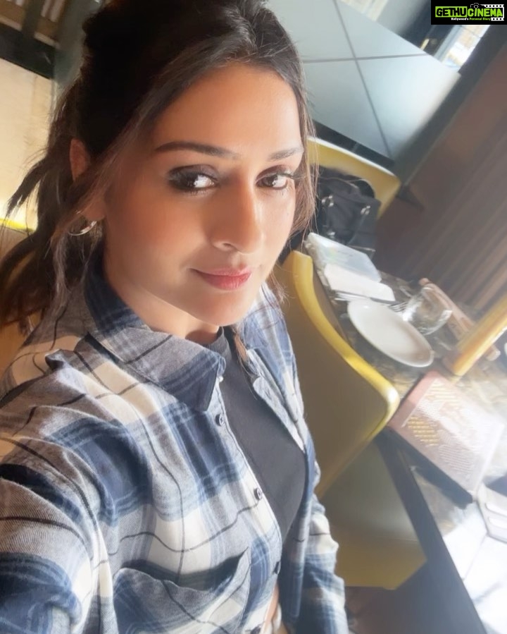 Payal Rajput Instagram - Blue skies 🩵 ☁️ ☁️ ☁️ P.c @neha.parmar_ 📸 London Uk