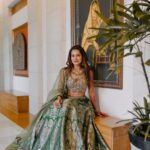 Payal Rohatgi Instagram – Trust your Gut. You are not crazy 😜 

#payalrohatgi #ladkihoonladsaktihoon #yogasehihoga🧘‍♂️