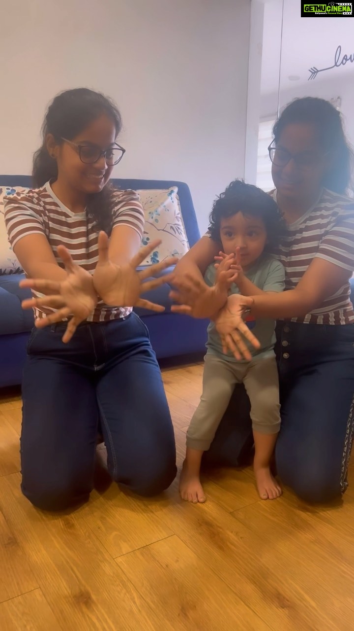 Pearle Maaney Instagram - Ithippo full confusion aanallo 😂 @rithika_shruthika