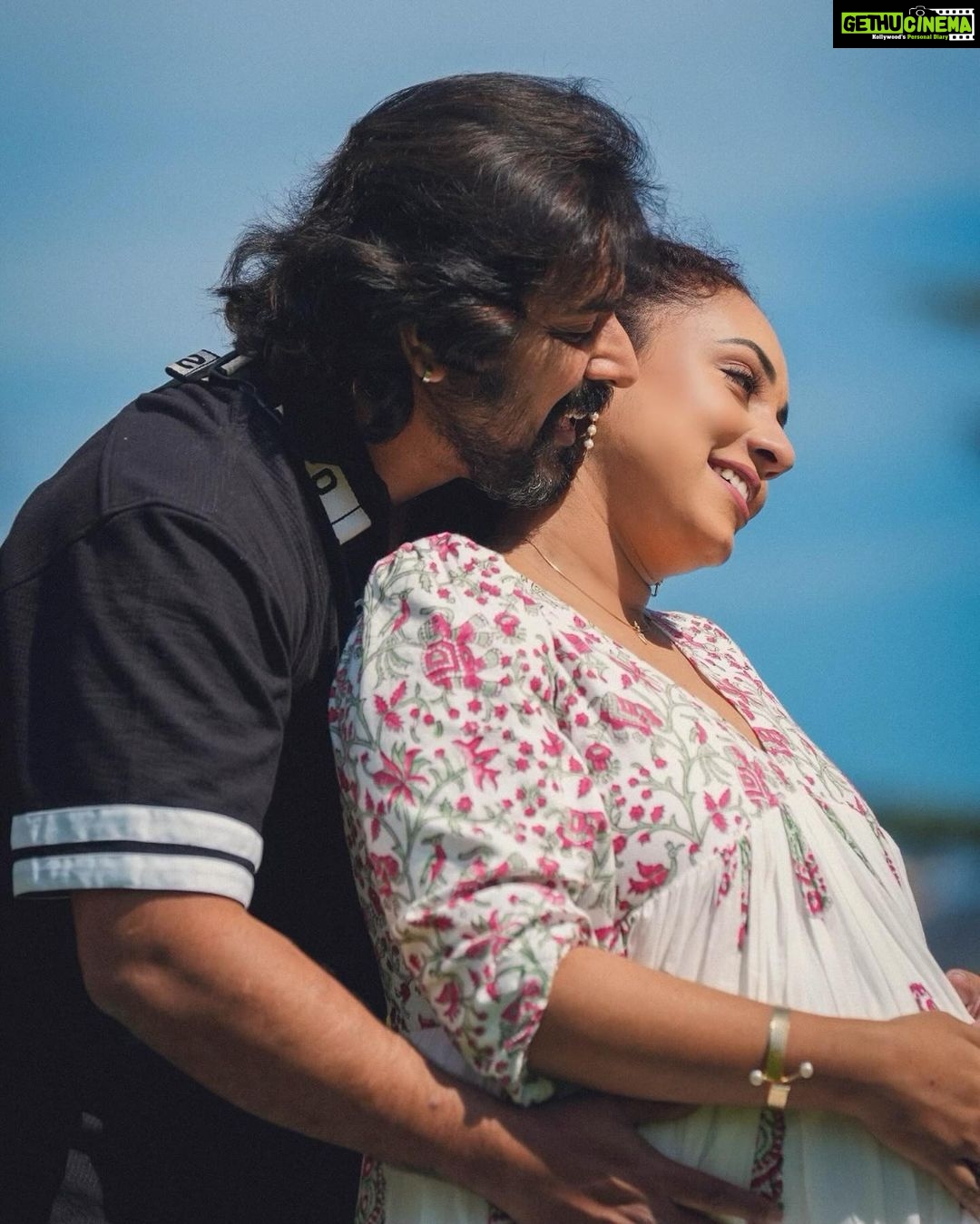 Pearle Maaney Instagram - Love is in the air 🥰❤️ #istanbul🇹🇷 . Travel partner @fortunetours Click @pearle_productions 👗 @_rosa_mystic_